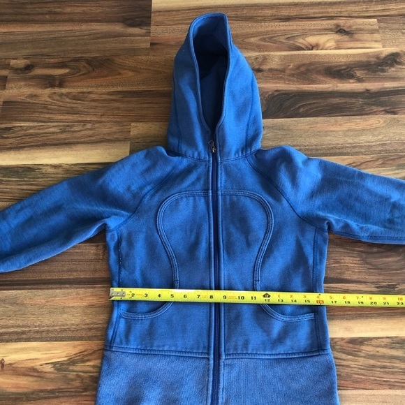 Lululemon zip up hoodie - Picture 6 of 9